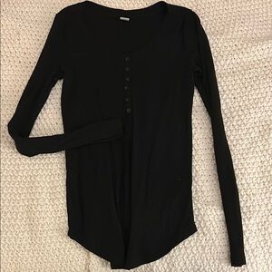 Old Navy Women's Black Long Sleeve Tee